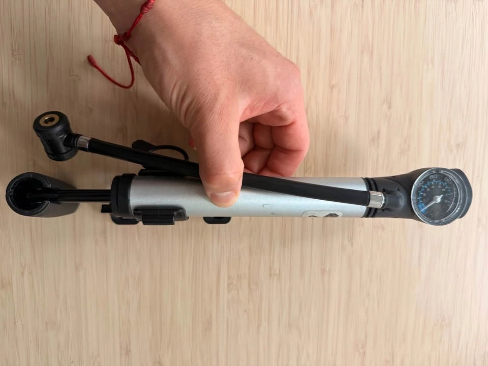 Raleigh AP 4.0 Compact Bike Pump - photo 4