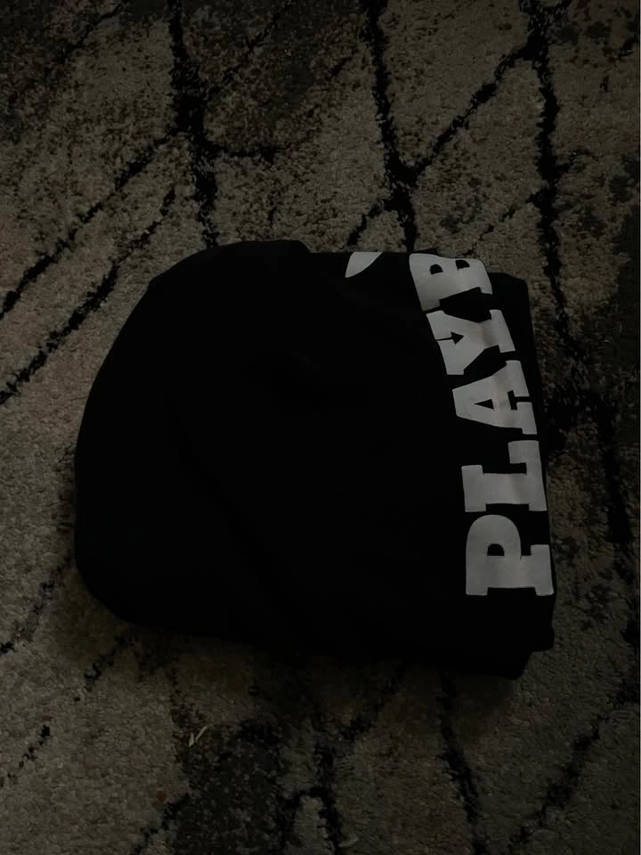4 pairs of sweatpants - photo 2