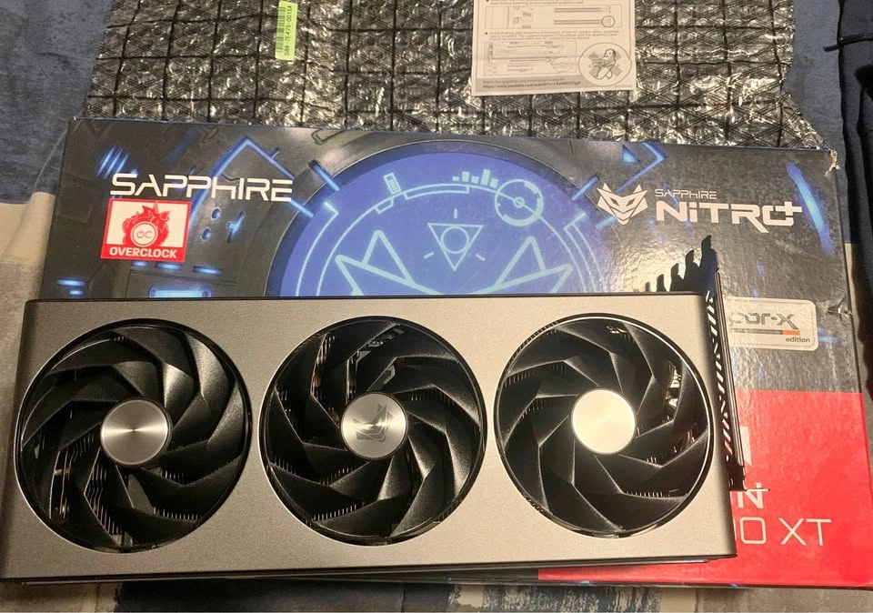 Sapphire NITRO+ Radeon RX 7800 XT 16GB GDDR6