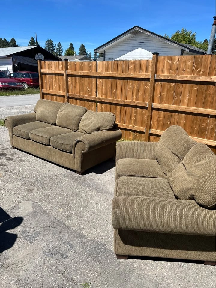 Matching Sofa & Loveseat Set – Large Size - photo 3