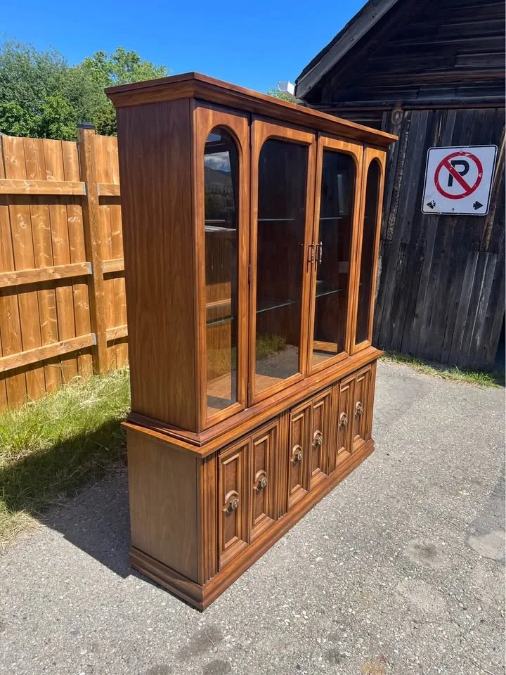 Vintage Sklar Lighted Display Cabinet / China Hutch - photo 3
