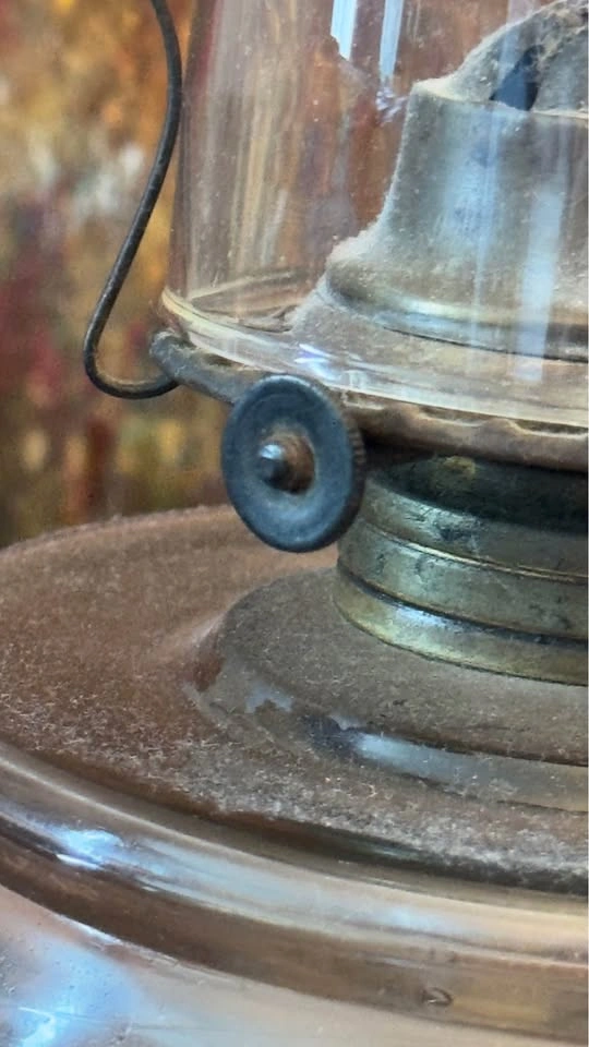 Vintage 19th-Century Clear Glass Pedestal Oil Lamp, 18" - photo 3