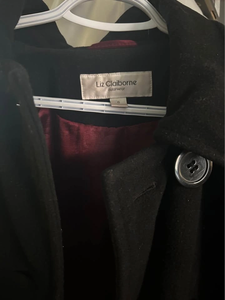Liz Claiborne black coat - photo 3