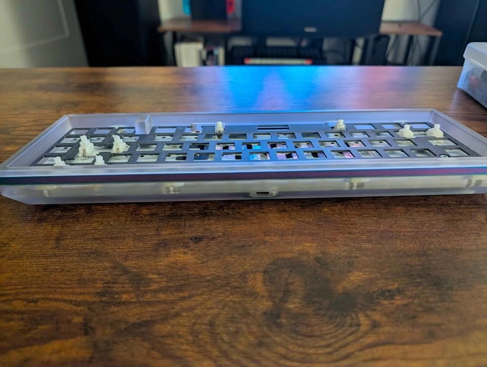 Polycarbonate Mode Envoy Custom Mechanical Keyboard Kit - photo 3