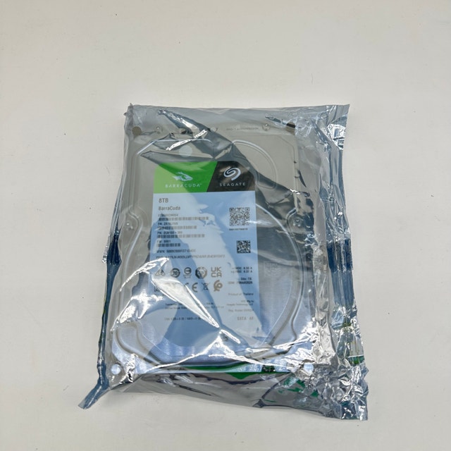 Seagate Barracuda Internal Hard Drive 8TB SATA 6Gb/s 256MB Cache - photo 2