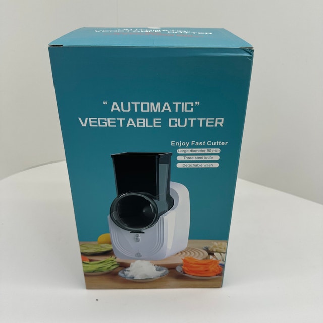 Electric Cheese & Vegetable Shredder Salad Processor - photo 3