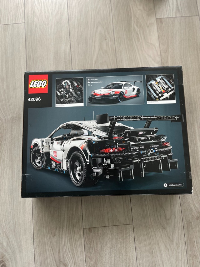 LEGO Technic Porsche 911 RSR 42096 - photo 2