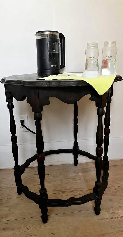 Beautiful Solid Wood Accent / Side Table