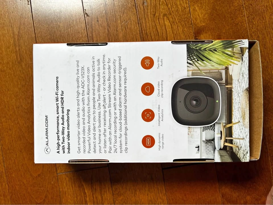 TELUS / Alarm.com 1080p Indoor Wi-Fi Security Camera