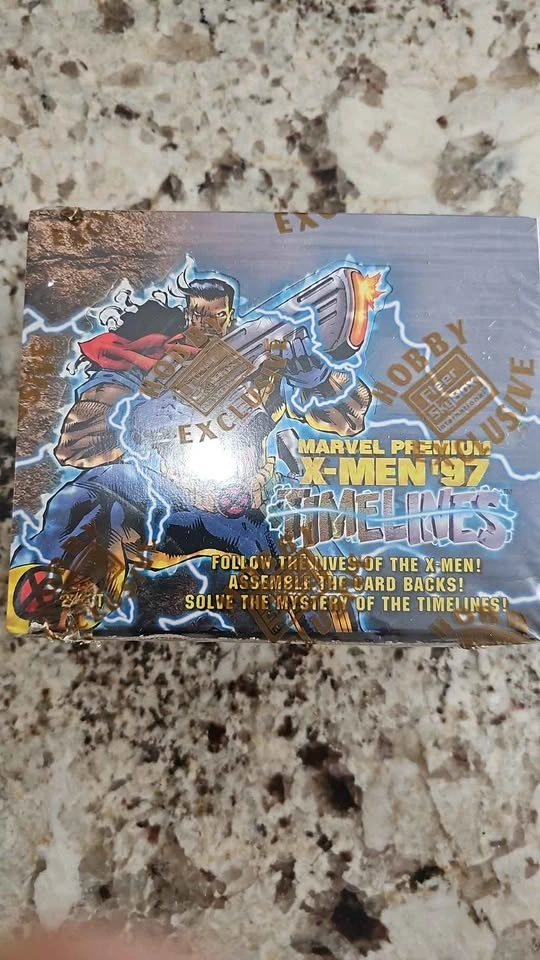 Vintage Marvel and DC Comics trading card boxes and sets - photo 2