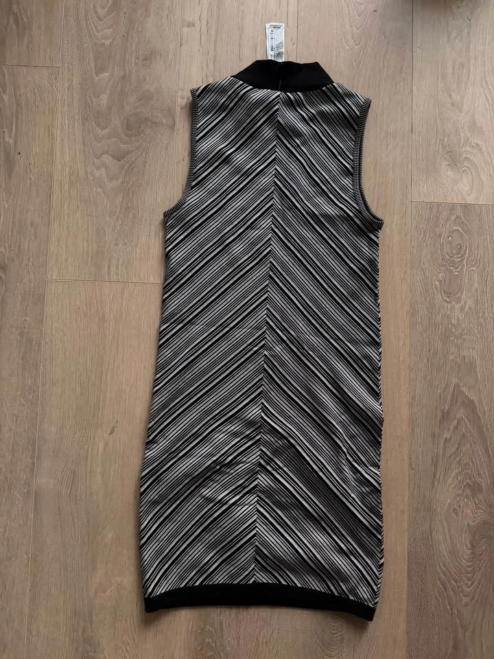 Black Geometric Outing Dress - photo 2