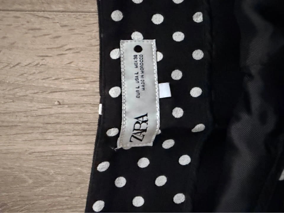 Zara Polka Dot Shorts - photo 3