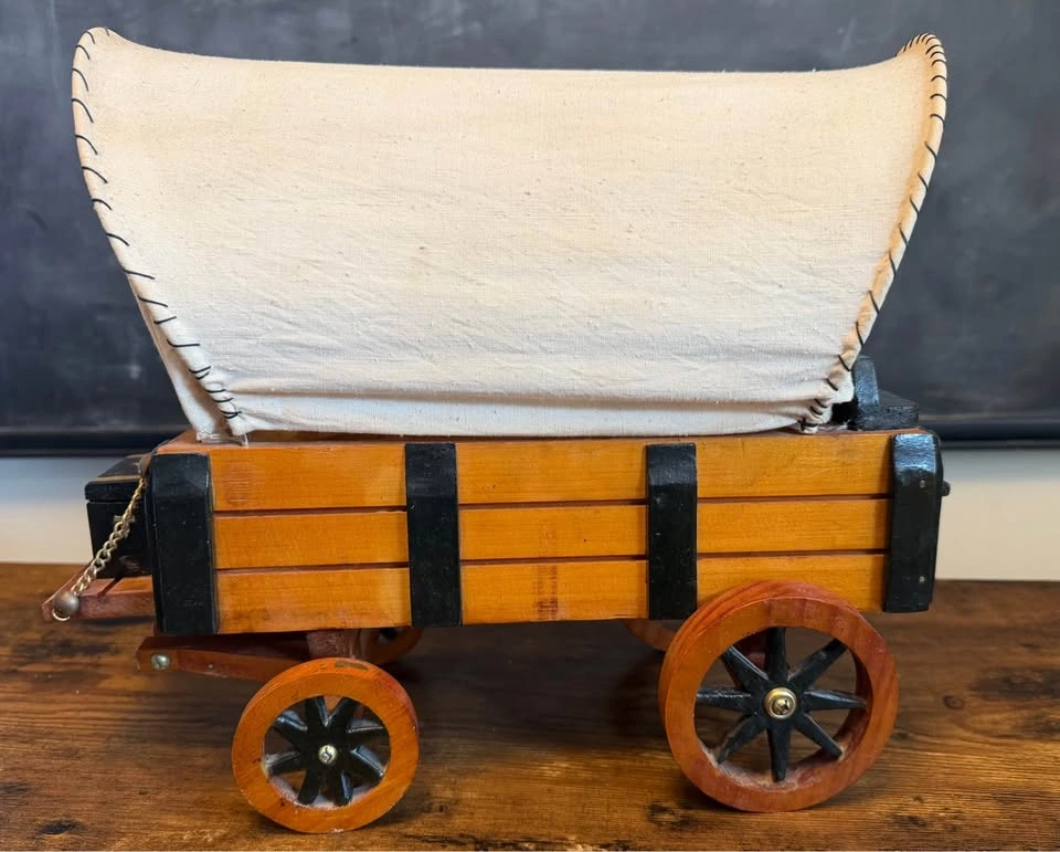 Handmade Rustic Wooden Wagon Lamp - photo 2