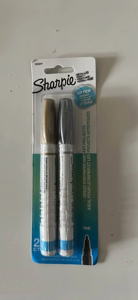 6 packs of sharpies ($2 for all) - photo 2