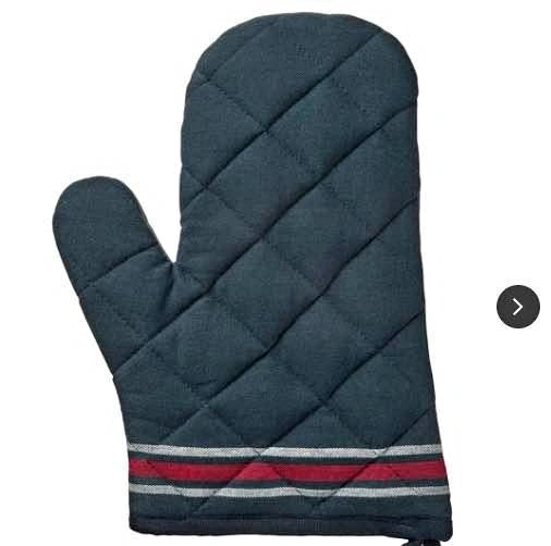 Quilted Cotton Oven Mitt with Red and Grey Stripes