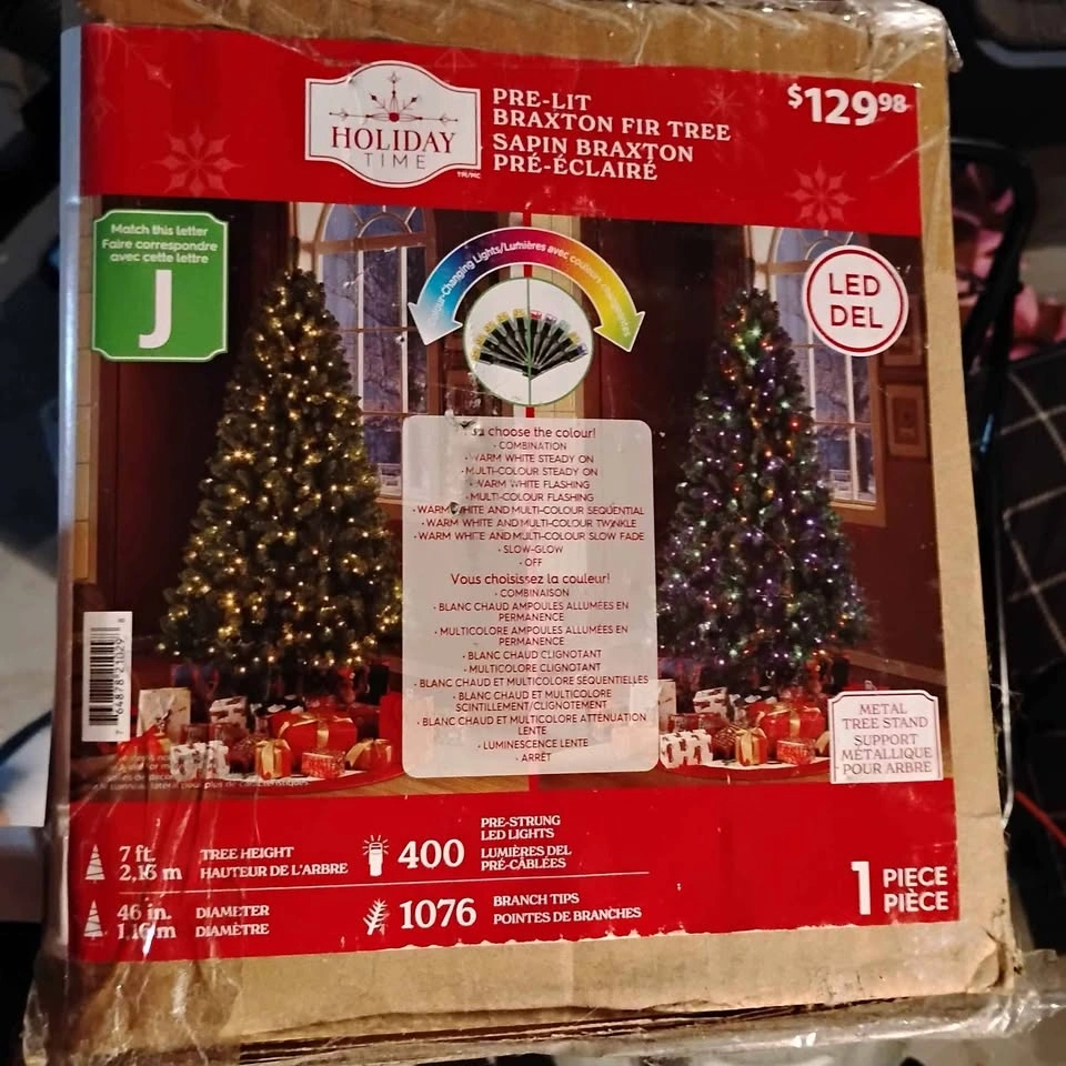 7 ft Pre-lit Braxton Fir Christmas Tree - photo 3