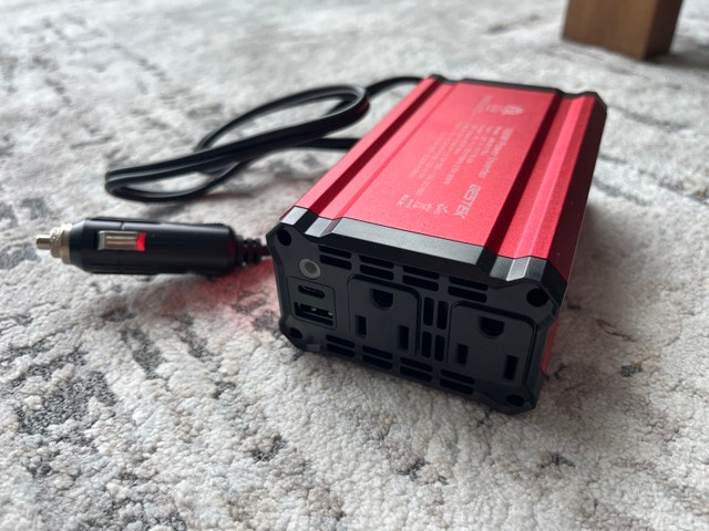 BESTEK 300W Power Inverter