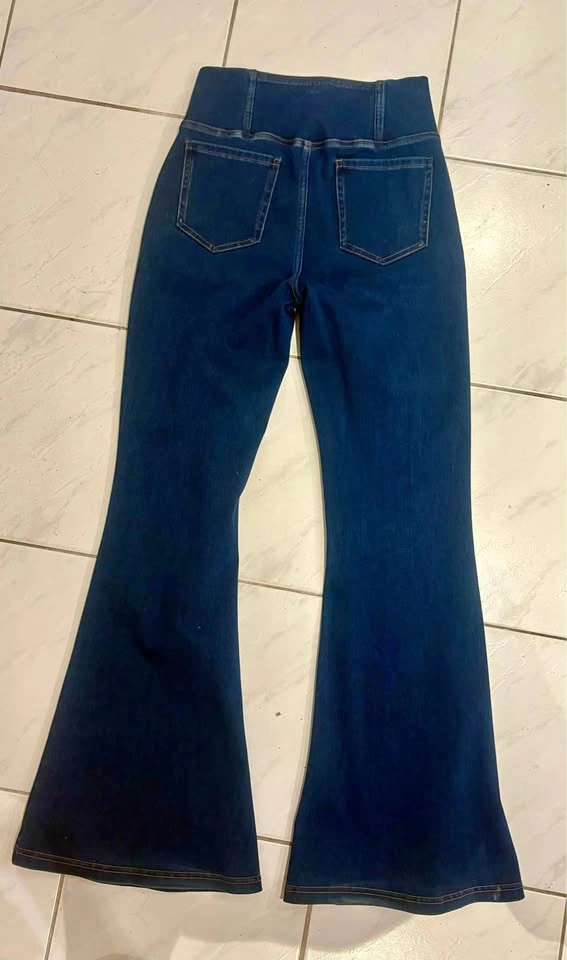High waisted Flare bottom jeans