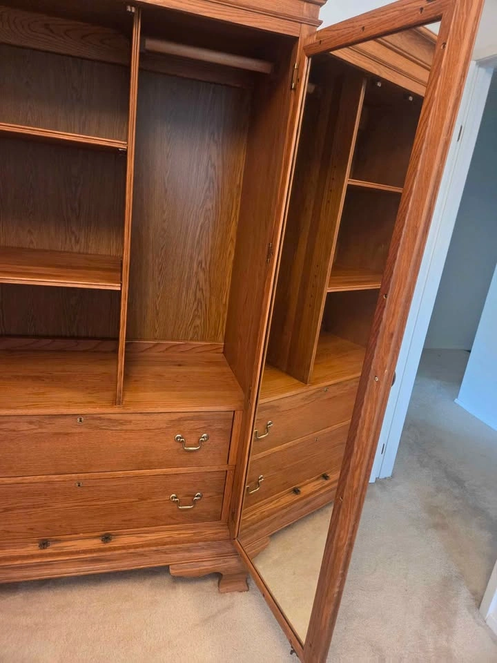 Oak Wardrobe with Mirror - photo 5