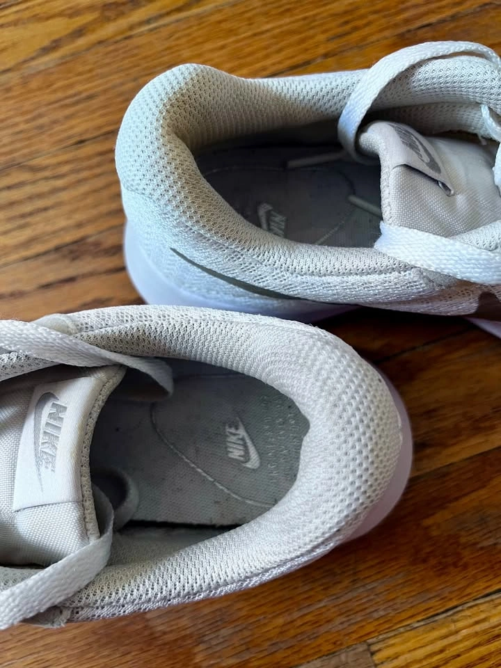 Nike Tanjun Sneakers - White - Women 5.5 - photo 4