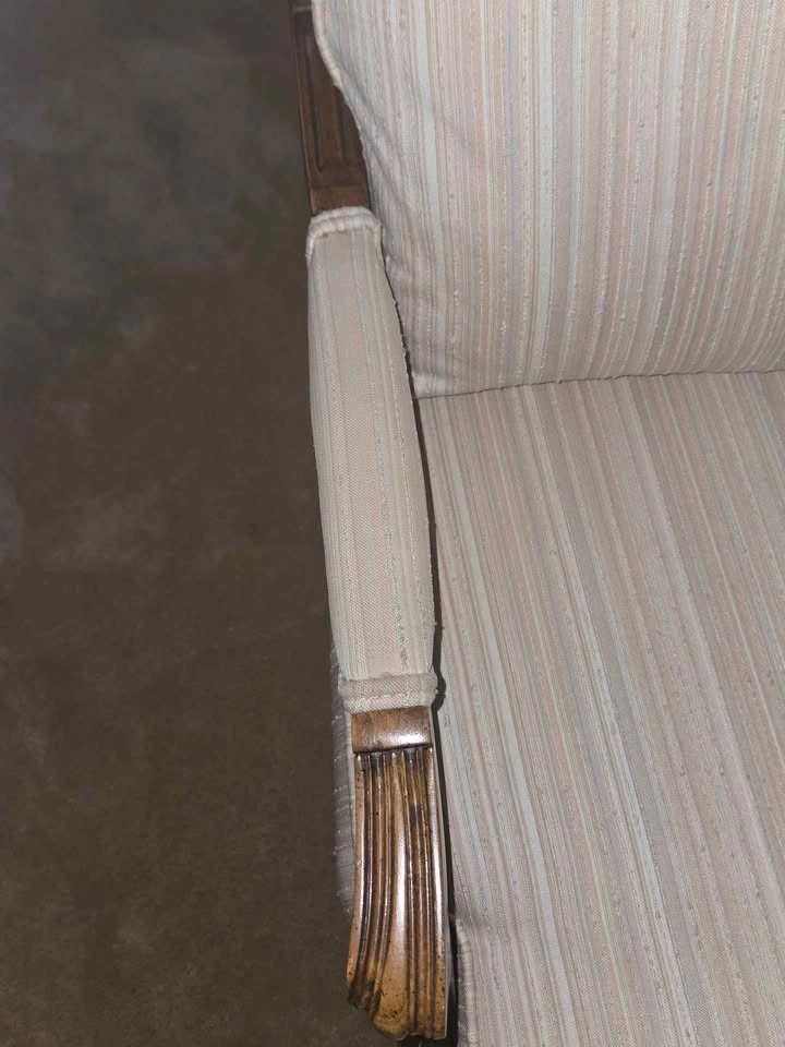 Lounge Chair with Ottoman - photo 4