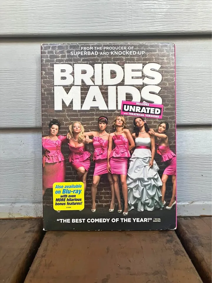 Bridesmaids Unrated DVD With Bonus Features thumbnail