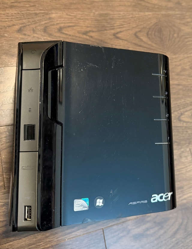 Acer EasyStore NAS / Open Media Vault