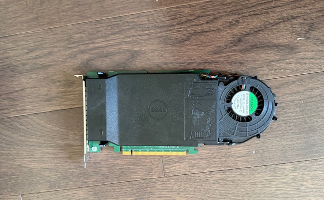 Dell DPWC400 Quad M.2 NVMe PCIe Card 080G5N