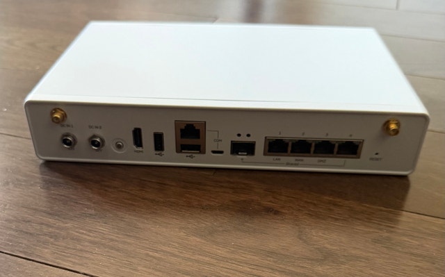 Sophos Firewall and Secure Wifi Router - photo 3