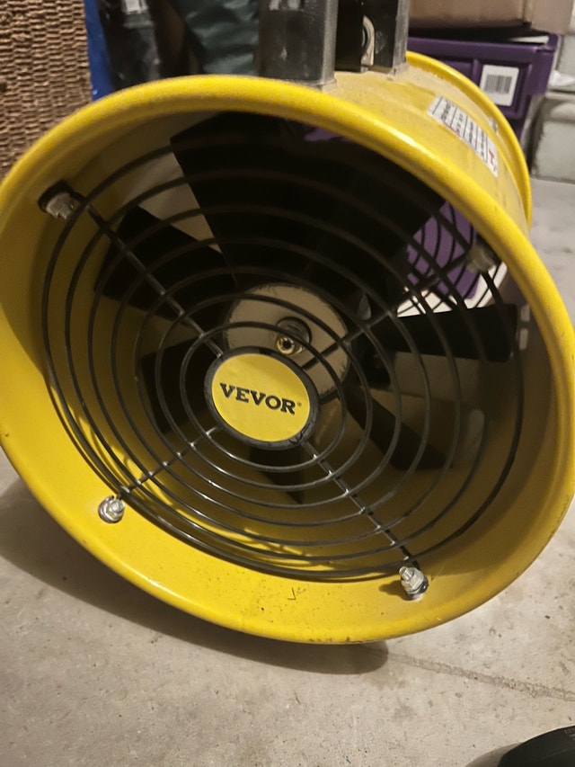 VEVOR Portable Ventilator, Heavy Duty Cylinder Fan w/Duct Hose - photo 2