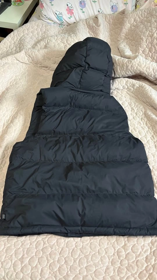 Aritzia Super Puff Vest - photo 2