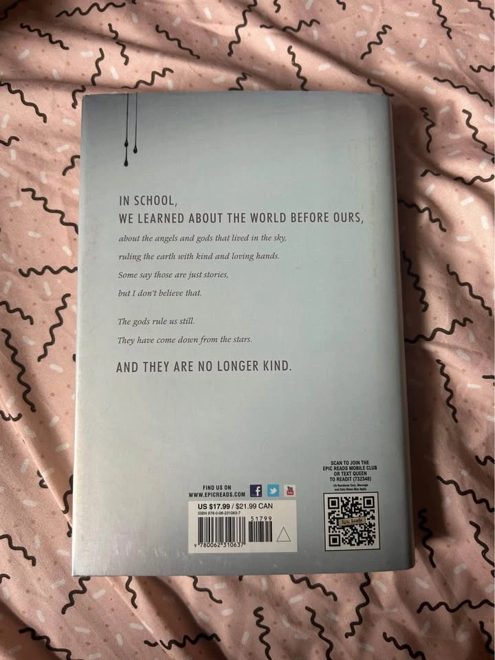 Red Queen Victoria Aveyard Hardcover - photo 2