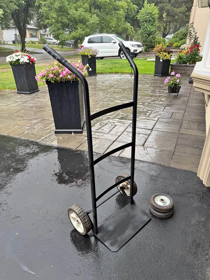 300 lbs Hand Truck / Dolly / Platform Truck