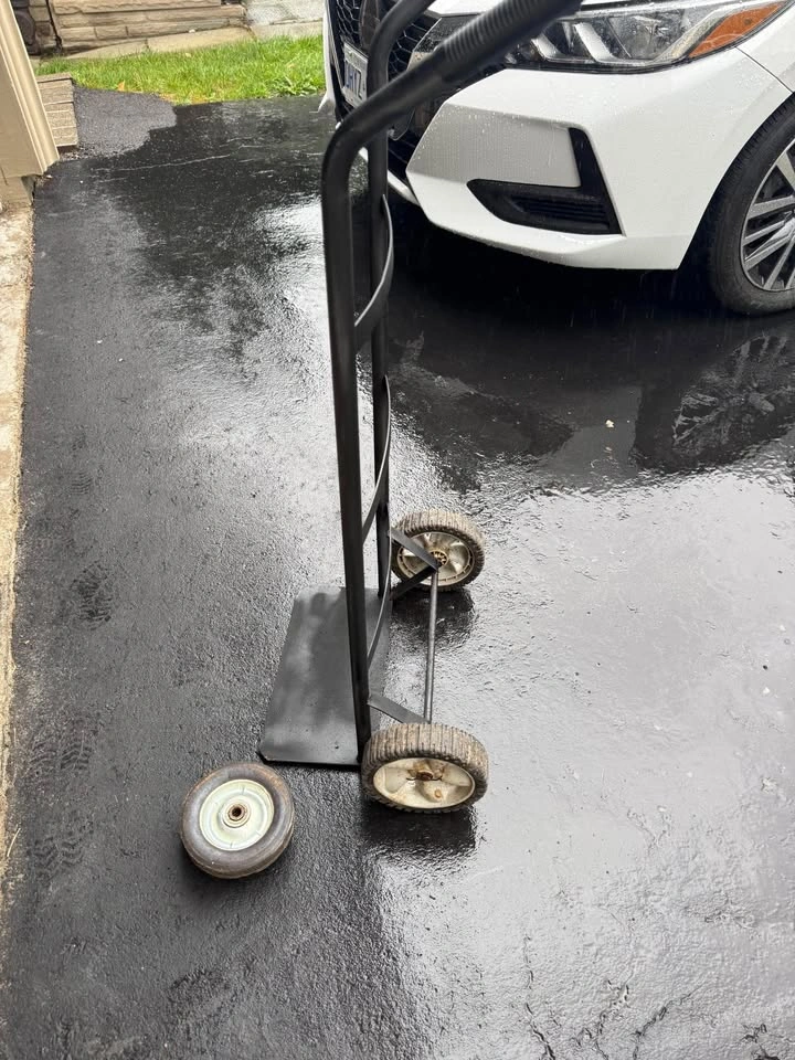 300 lbs Hand Truck / Dolly / Platform Truck - photo 5