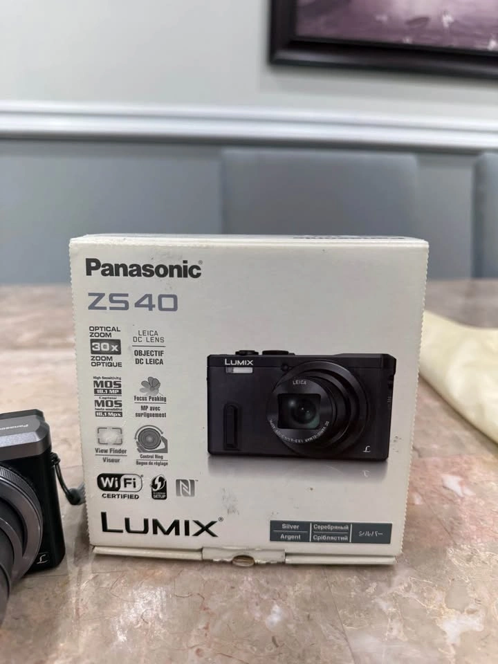 Panasonic Lumix Digital Camera Bundle - photo 2