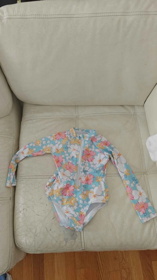 3-4 yr old swimsuit