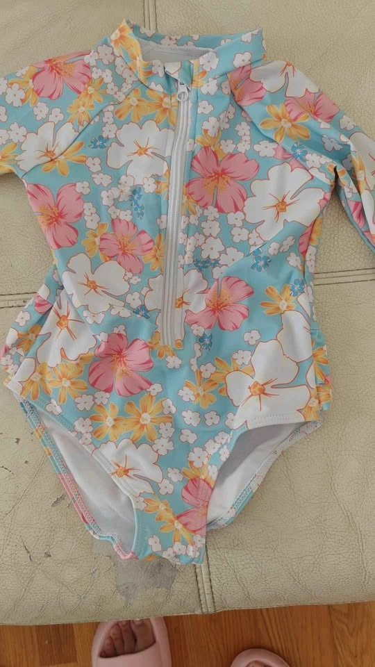 3-4 yr old swimsuit - photo 2