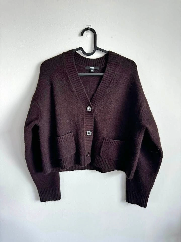Uniqlo soufflé sweater cardigan - size xs