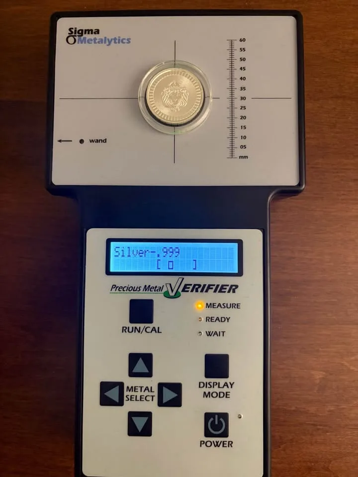 1/2 oz .999 pure/fine silver Scottsdale Mint round image indicator(5)