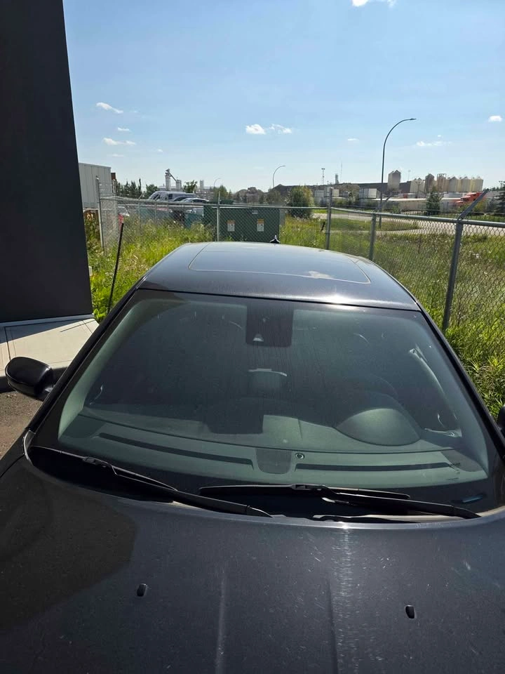 2023 Chrysler 300 - photo 3