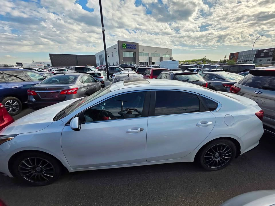 2020 Kia Forte - photo 3
