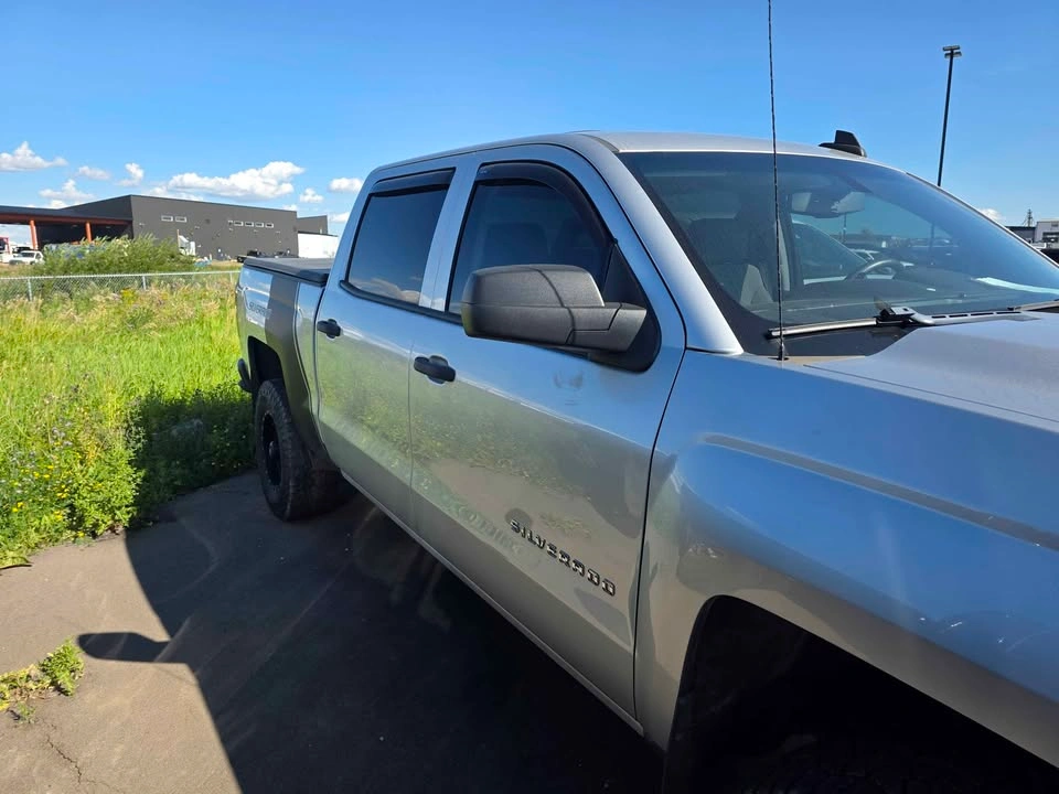 2018 Chevrolet Silverado 1500 Crew Cab - photo 4