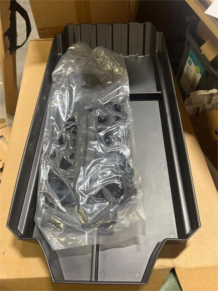 New ✅ (24-25) Cybertruck Center Console Organizer - photo 4