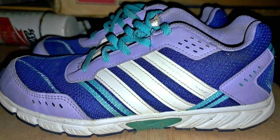 Multiple brand name women's shoes