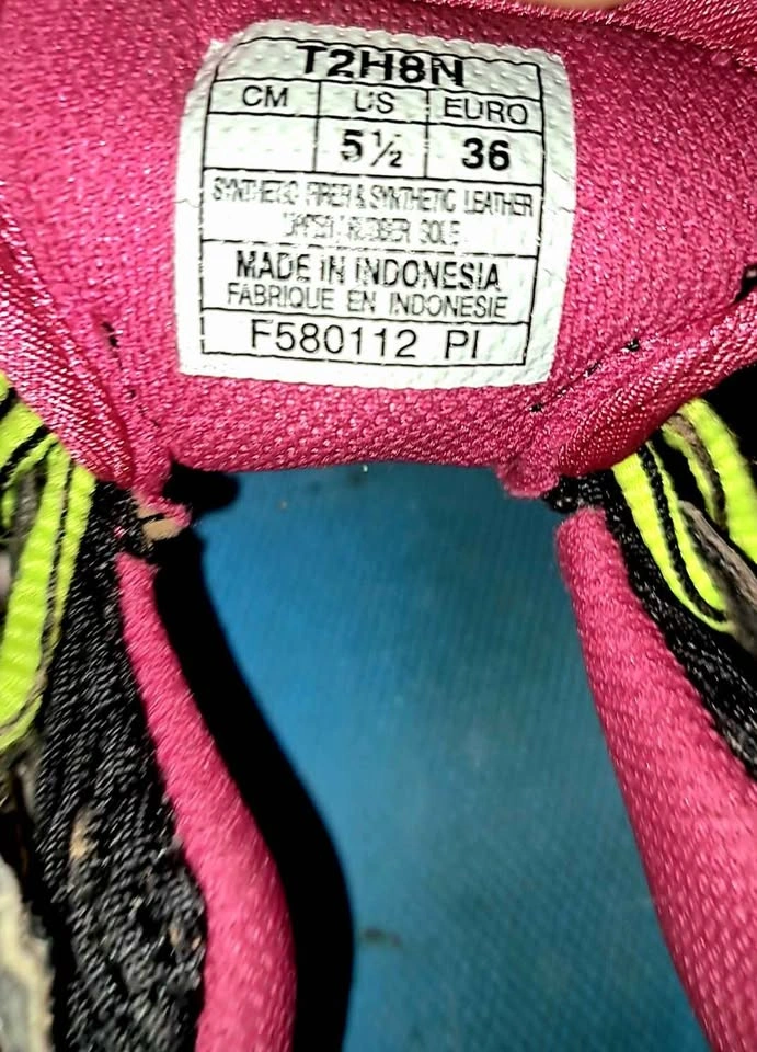 Multiple brand name women's shoes - photo 5
