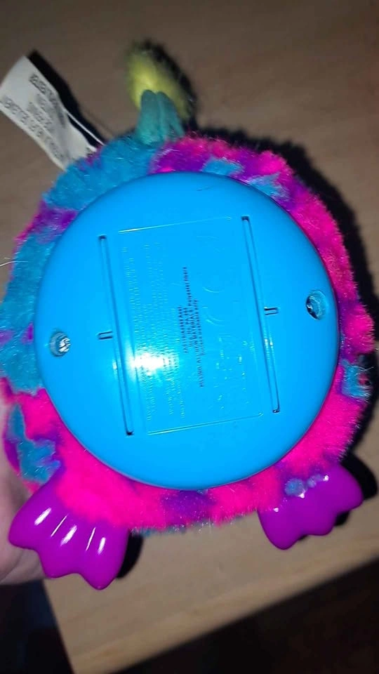 2012 Furby Boom Pink & blue hearts - photo 3