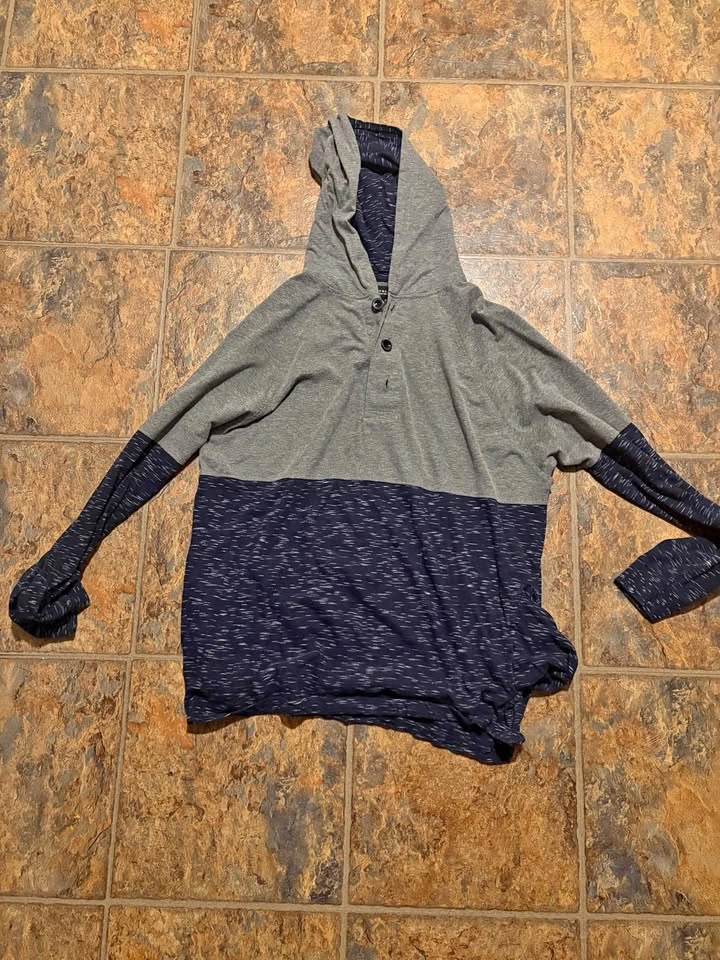 Truth.Substance Hooded Henley Grey Navy Mens Large