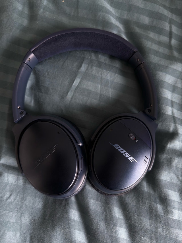 Bose QuietComfort II headphones - photo 2