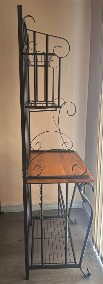 Baker’s Rack - photo 2