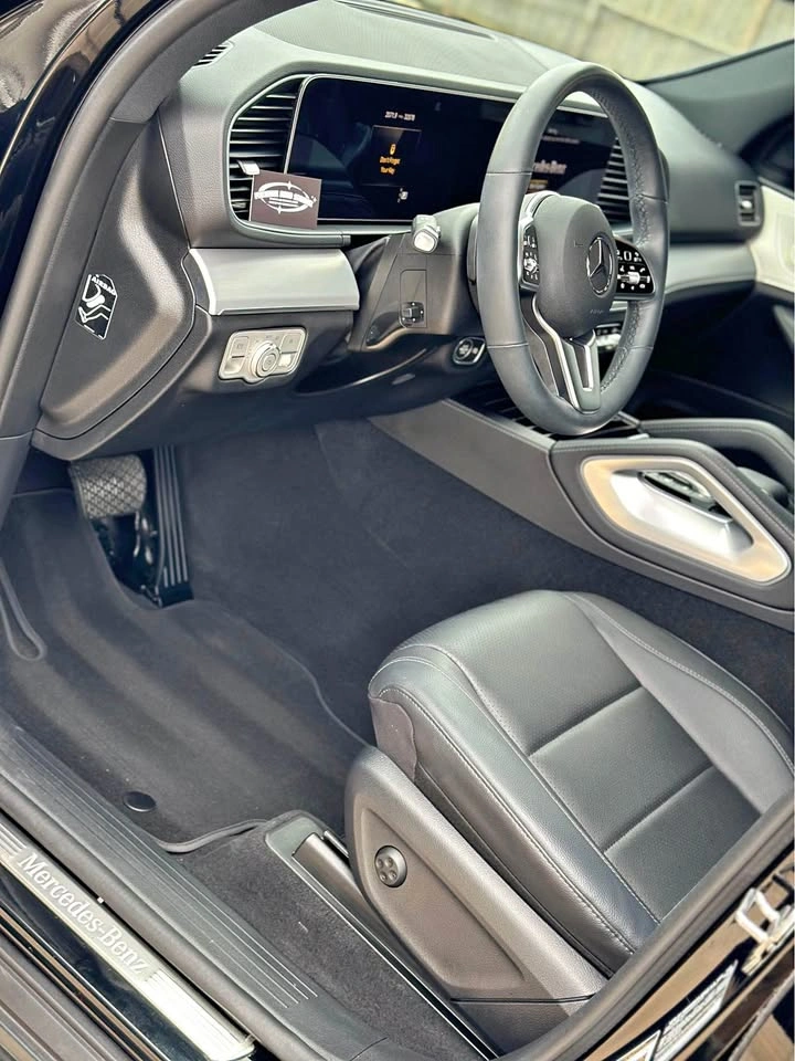 Car detailing - FREE Air refreshner